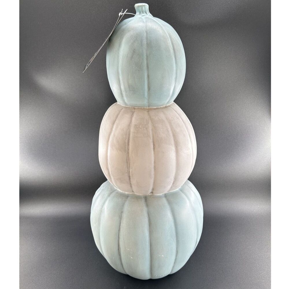Disney's Haunted Mansion Jack-O-Lantern Hitchhiking Ghosts Lantern In/Outdoor - Picture 3 of 14